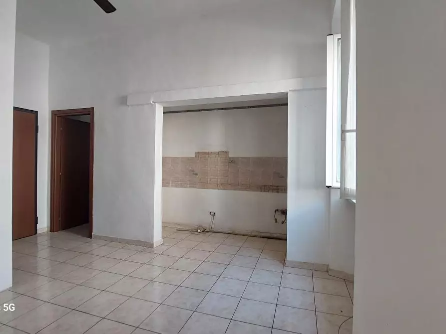 Immagine 14 di Appartamento in vendita  a Livorno