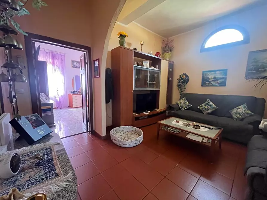 Immagine 3 di Appartamento in vendita  a Livorno