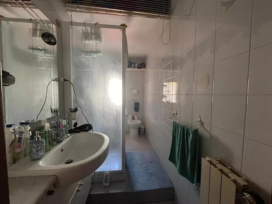 Immagine 18 di Appartamento in vendita  a Livorno