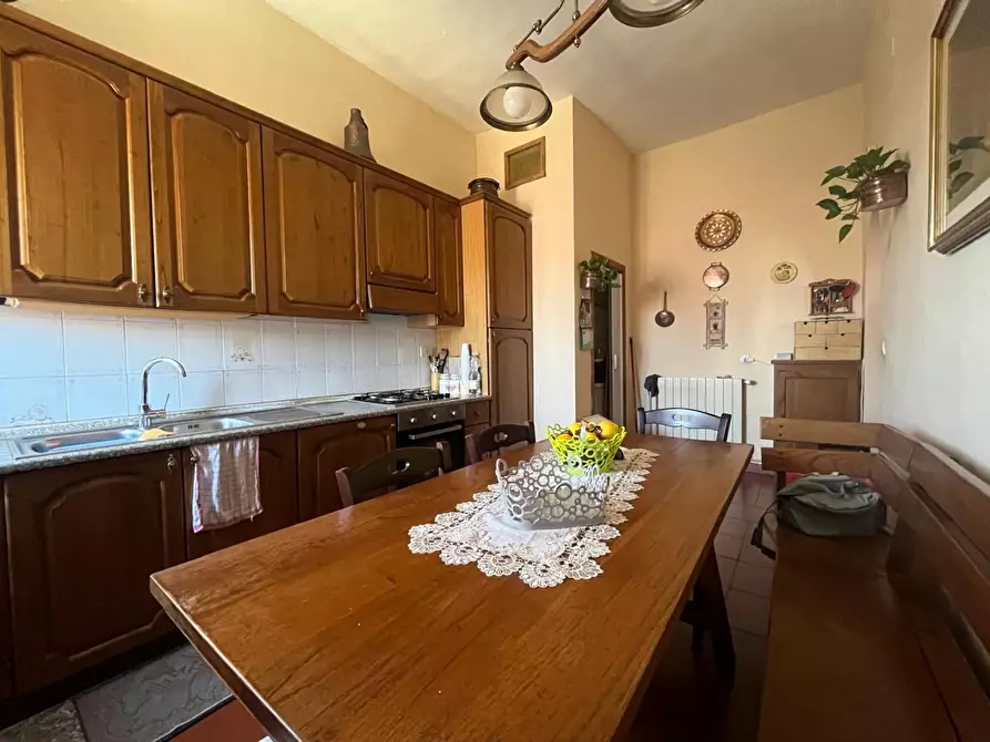 Immagine 7 di Appartamento in vendita  a Livorno