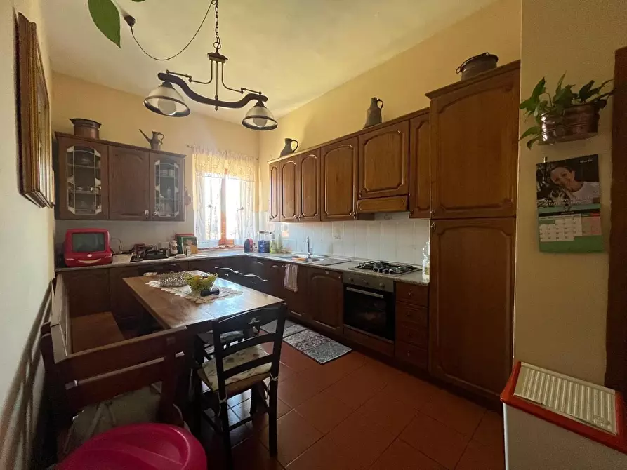 Immagine 4 di Appartamento in vendita  a Livorno