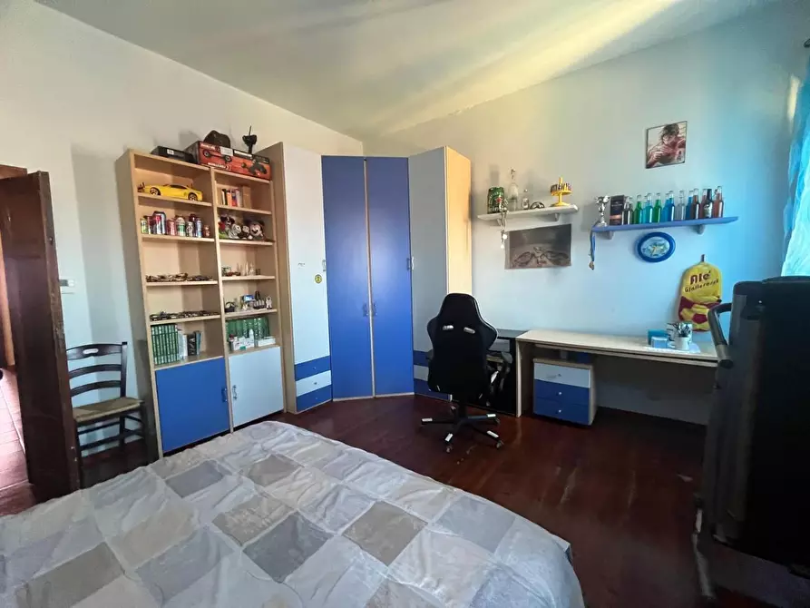 Immagine 13 di Appartamento in vendita  a Livorno