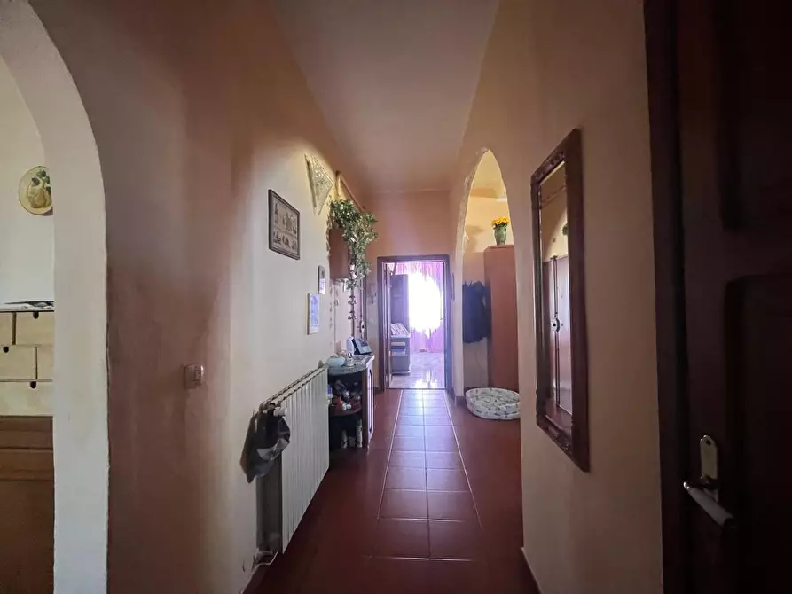 Immagine 5 di Appartamento in vendita  a Livorno