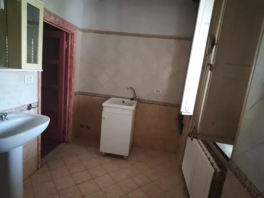 Immagine 39 di Terratetto in vendita  a Lucca