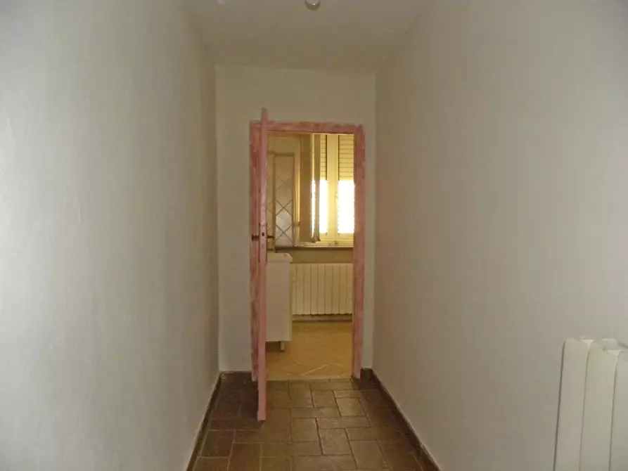 Immagine 21 di Terratetto in vendita  a Lucca