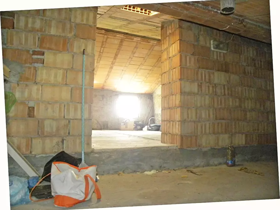 Immagine 4 di Terratetto in vendita  a Lucca