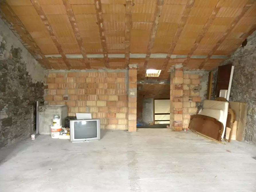 Immagine 2 di Terratetto in vendita  a Lucca