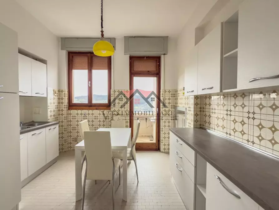 Immagine 10 di Appartamento in vendita  a Pomarance