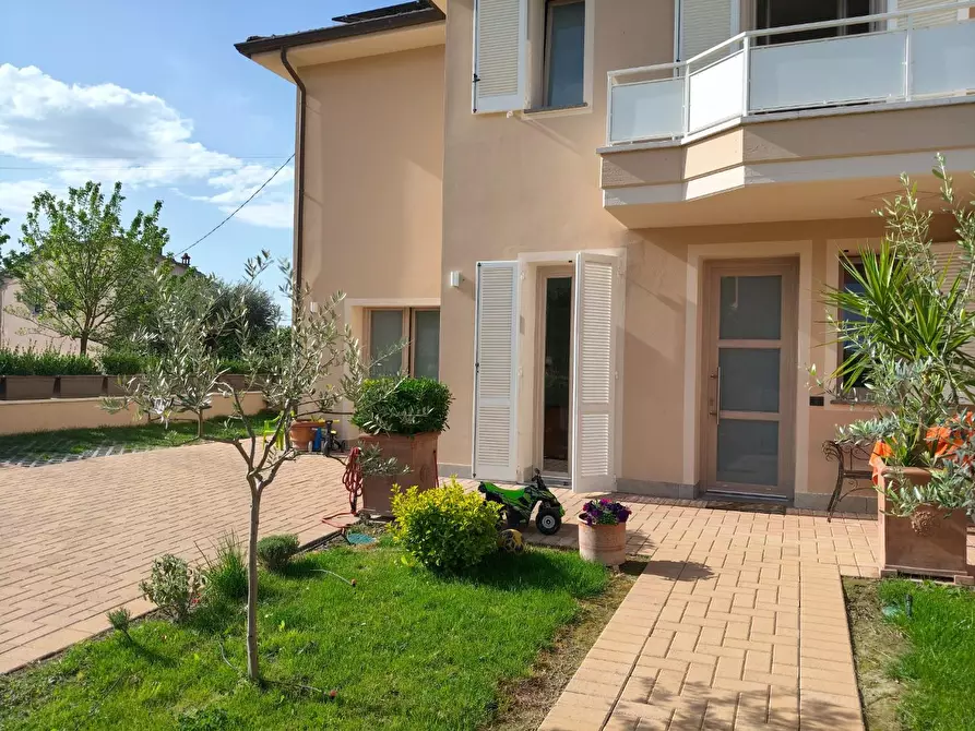 Immagine 1 di Casa bifamiliare in vendita  a Castelfranco Di Sotto