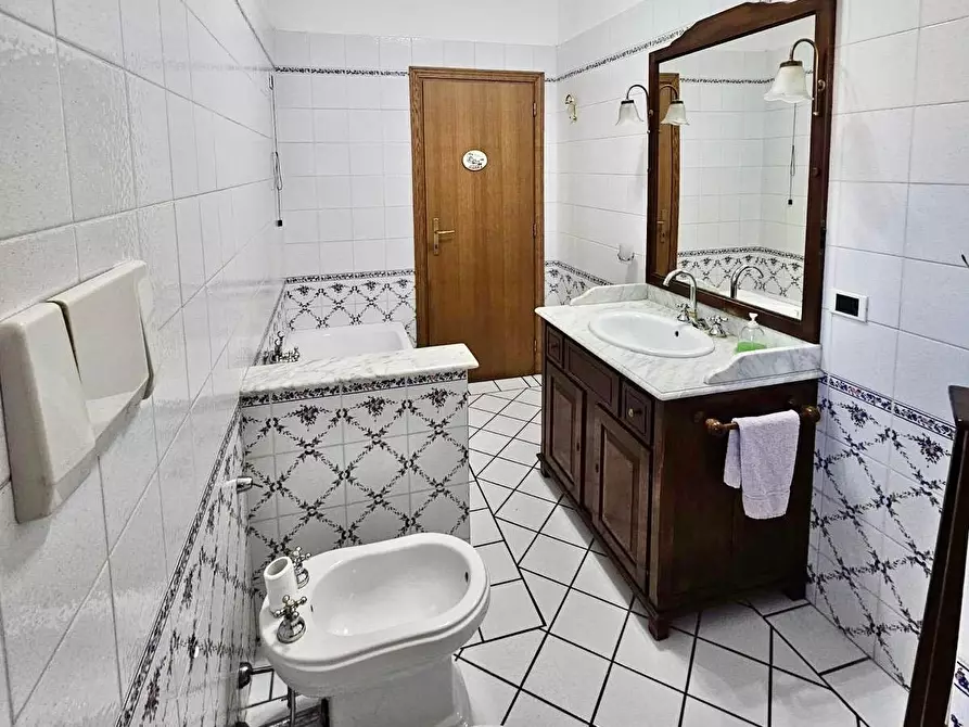 Immagine 41 di Villetta a schiera in vendita  a Cerreto Guidi