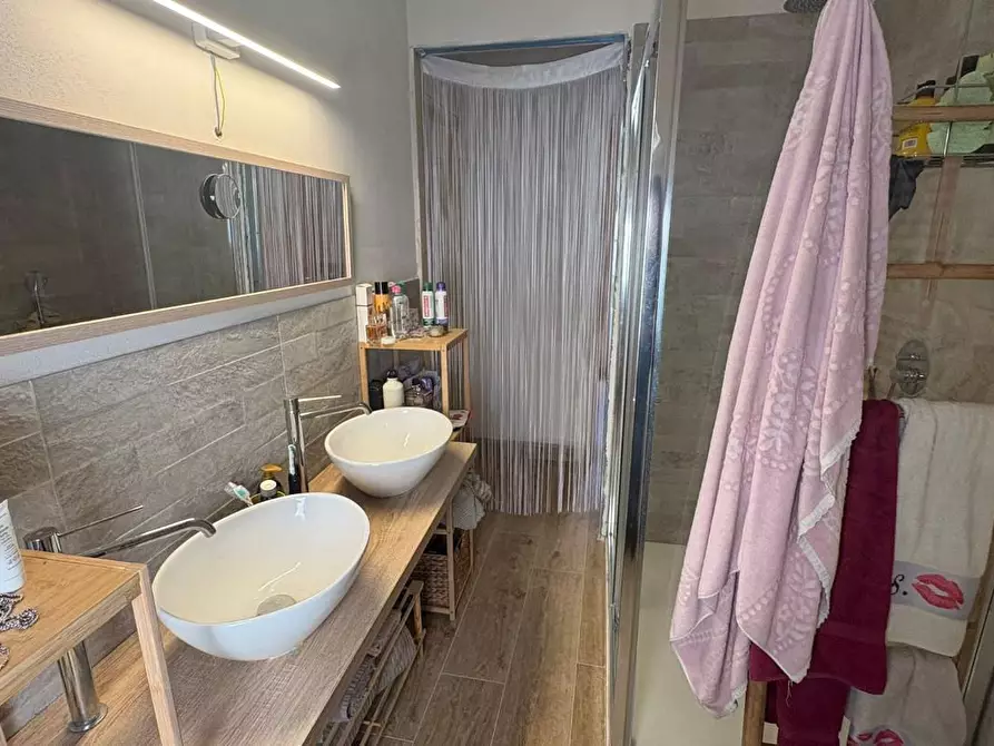 Immagine 22 di Terratetto in vendita  a Cascina