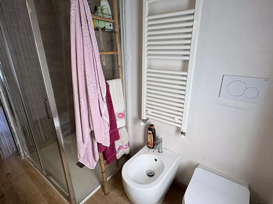 Immagine 21 di Terratetto in vendita  a Cascina