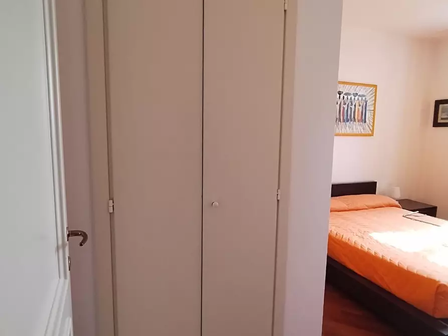 Immagine 19 di Appartamento in vendita  a Livorno