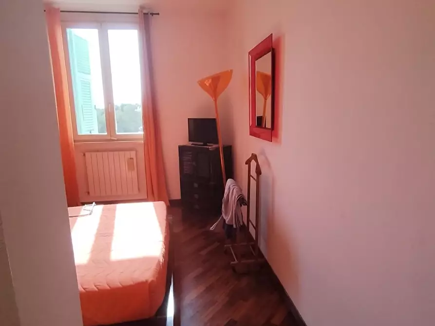 Immagine 14 di Appartamento in vendita  a Livorno