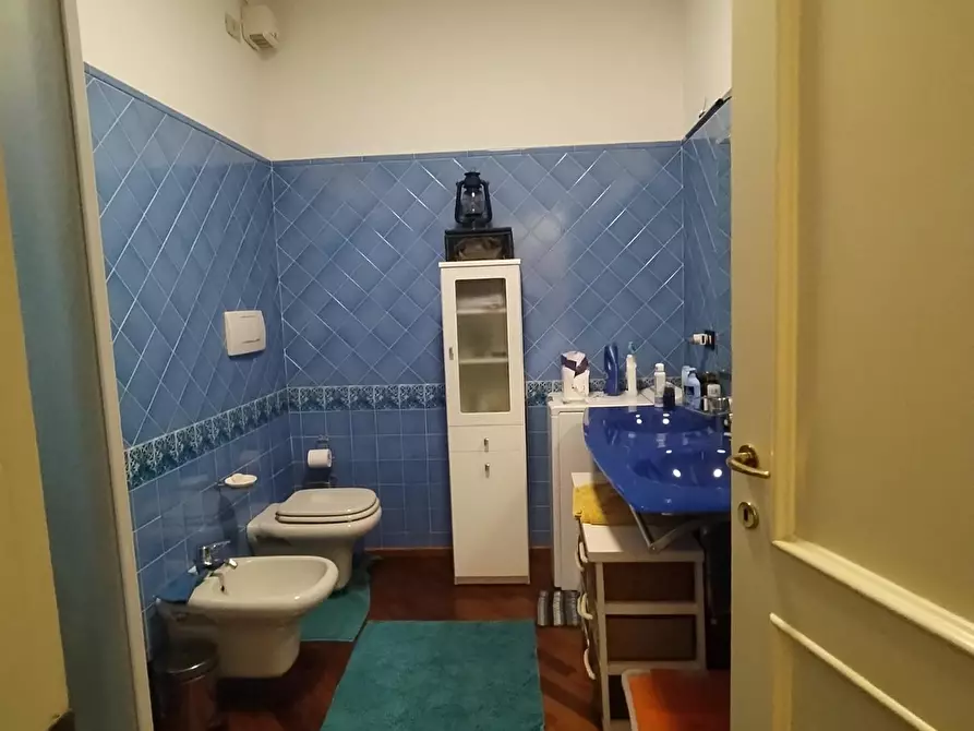 Immagine 21 di Appartamento in vendita  a Livorno