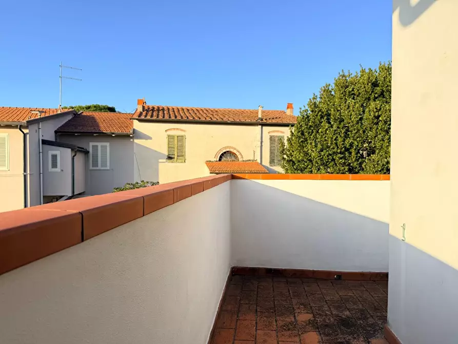 Immagine 41 di Casa bifamiliare in vendita  a San Giuliano Terme