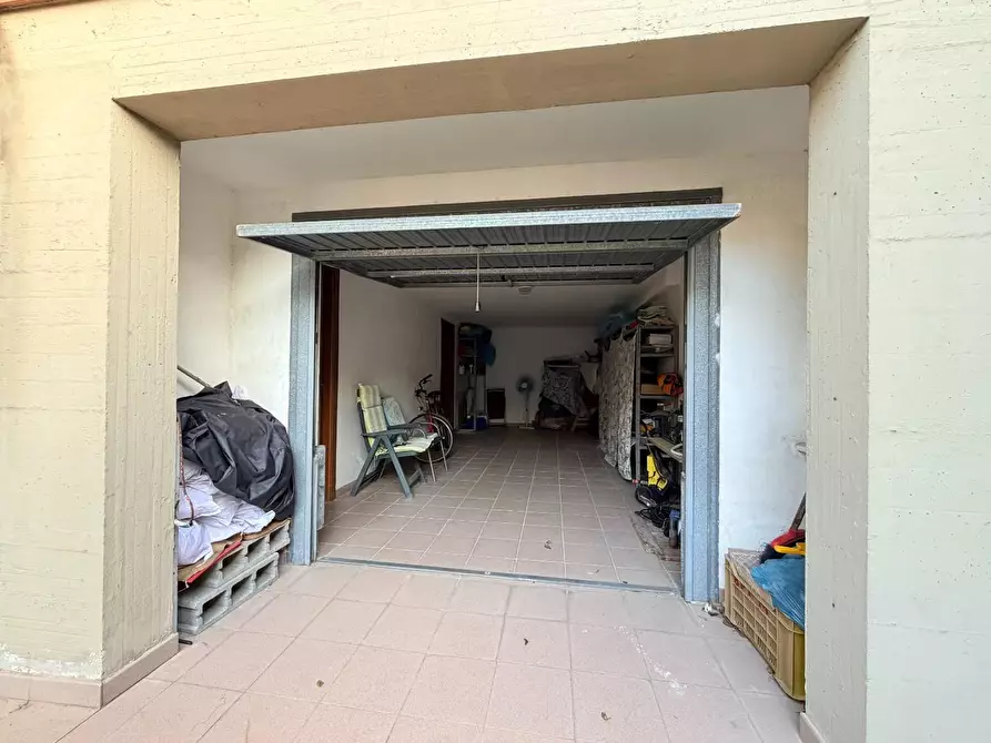 Immagine 62 di Casa bifamiliare in vendita  a San Giuliano Terme