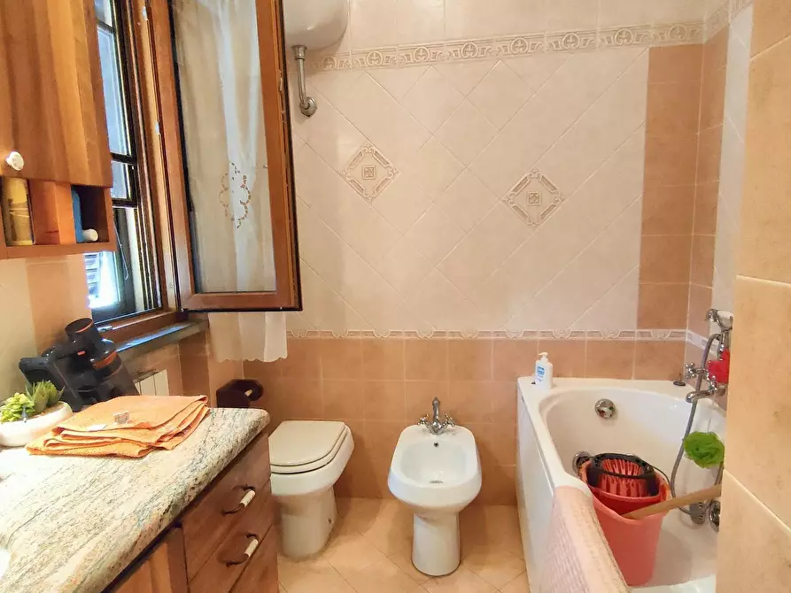 Immagine 15 di Villetta a schiera in vendita  a Calci