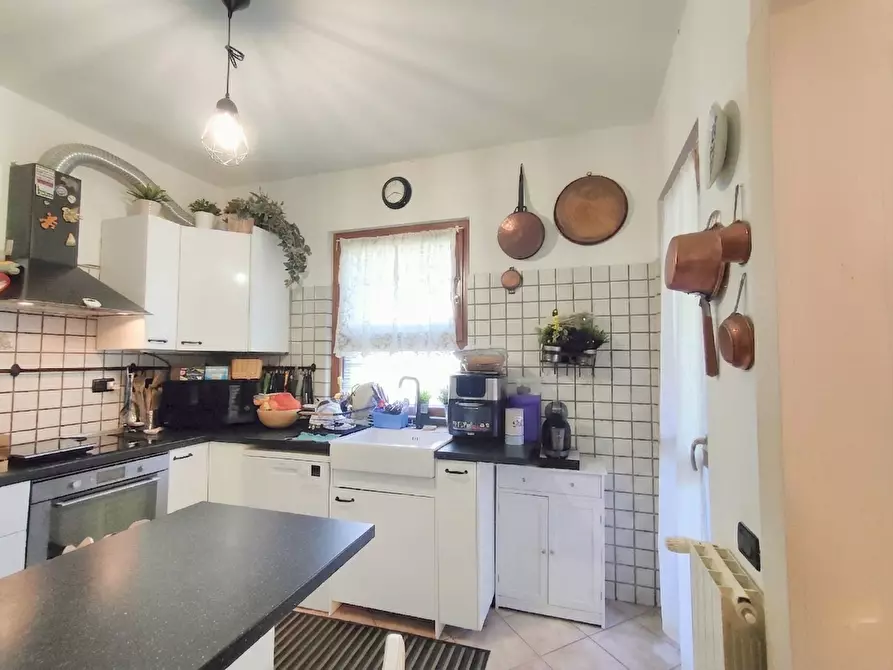 Immagine 8 di Villetta a schiera in vendita  a Calci