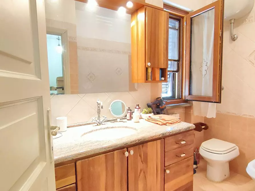 Immagine 14 di Villetta a schiera in vendita  a Calci