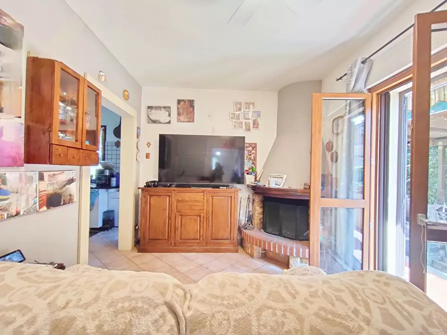 Immagine 10 di Villetta a schiera in vendita  a Calci