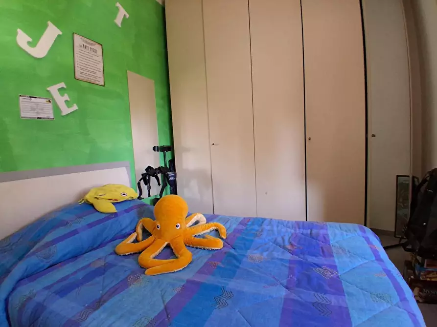 Immagine 16 di Appartamento in vendita  a Lucca