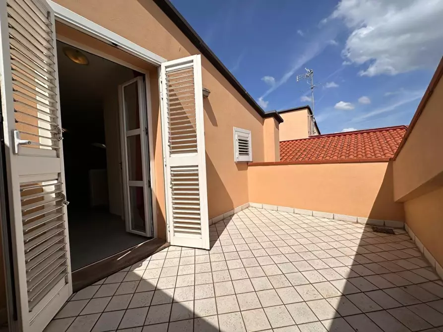 Immagine 41 di Villetta a schiera in vendita  a Buti