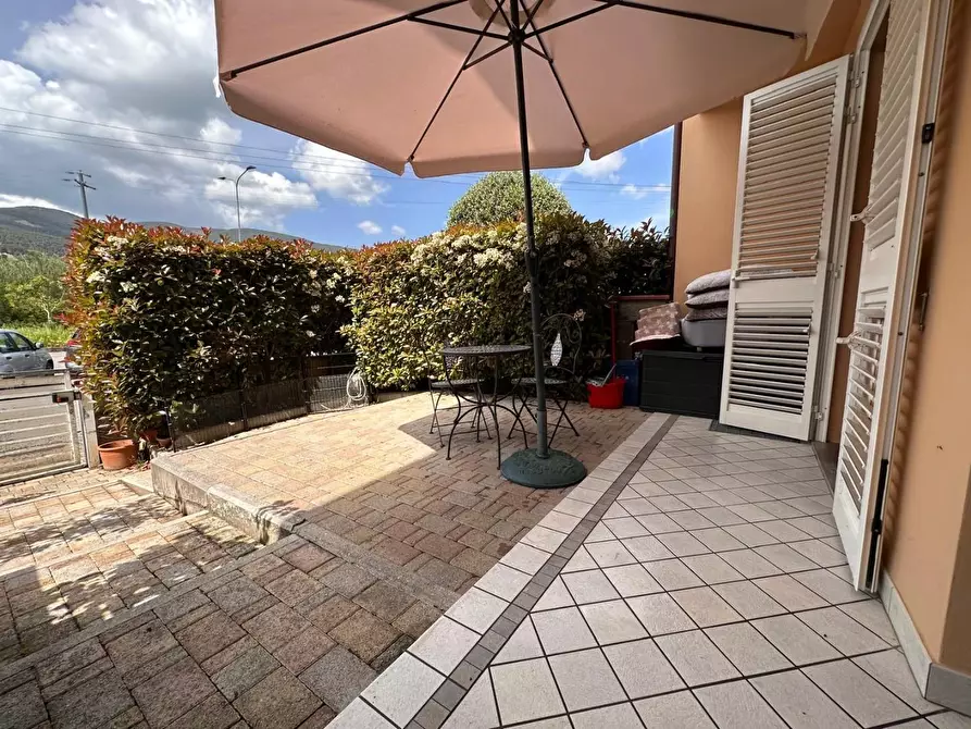 Immagine 58 di Villetta a schiera in vendita  a Buti