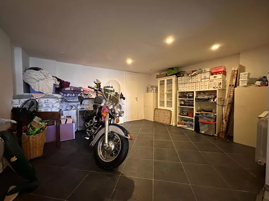 Immagine 48 di Villetta a schiera in vendita  a Buti