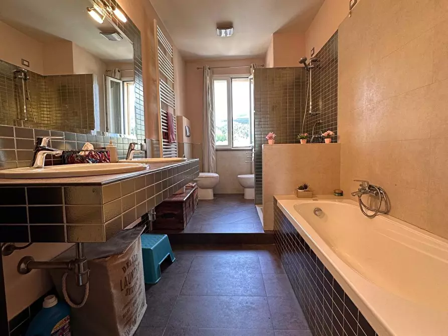 Immagine 30 di Villetta a schiera in vendita  a Buti