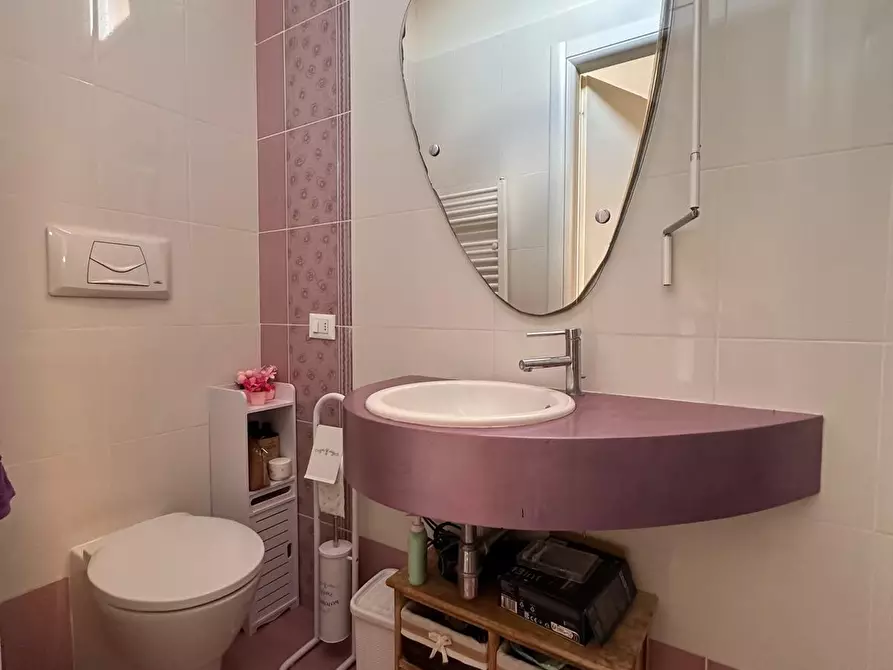 Immagine 39 di Villetta a schiera in vendita  a Buti