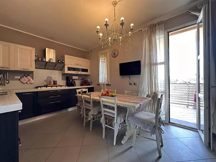 Immagine 12 di Villetta a schiera in vendita  a Buti