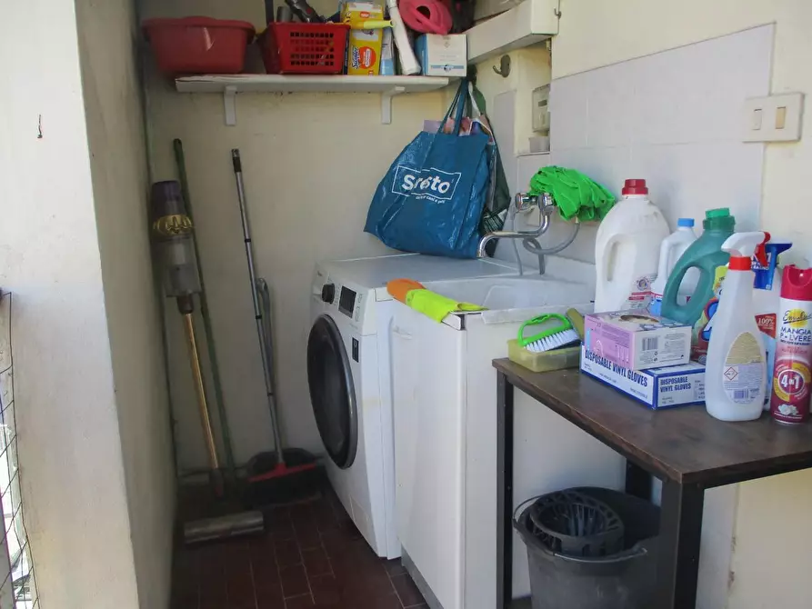 Immagine 19 di Appartamento in vendita  a Pisa