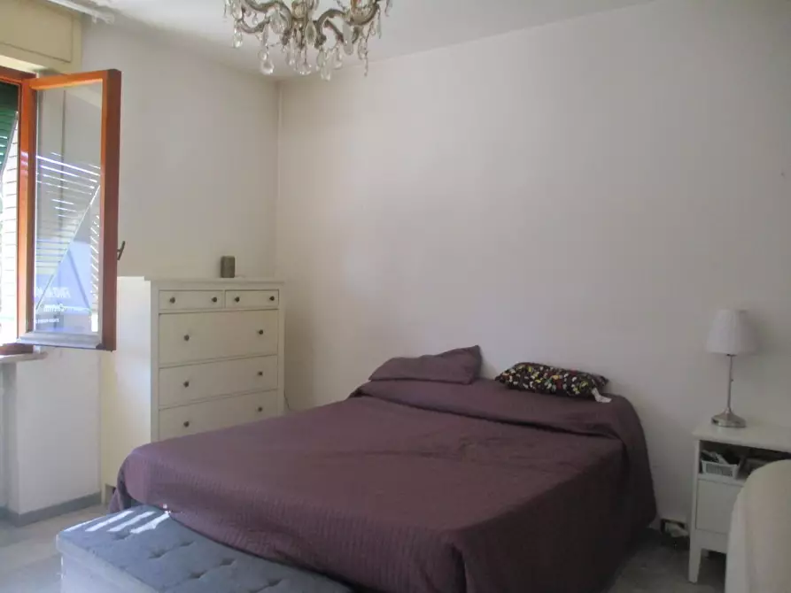 Immagine 12 di Appartamento in vendita  a Pisa