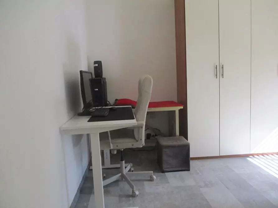 Immagine 13 di Appartamento in vendita  a Pisa