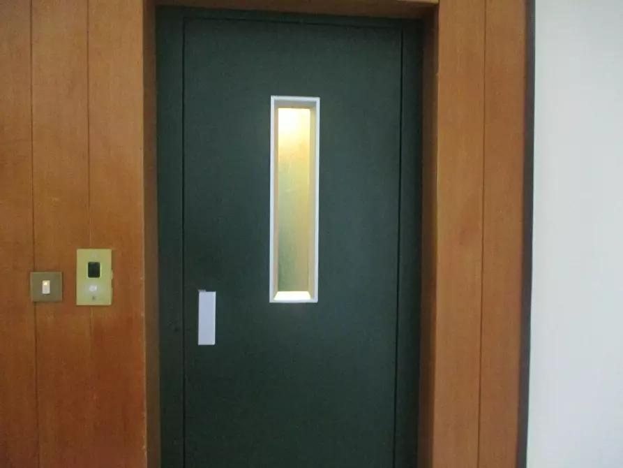 Immagine 4 di Appartamento in vendita  a Pisa