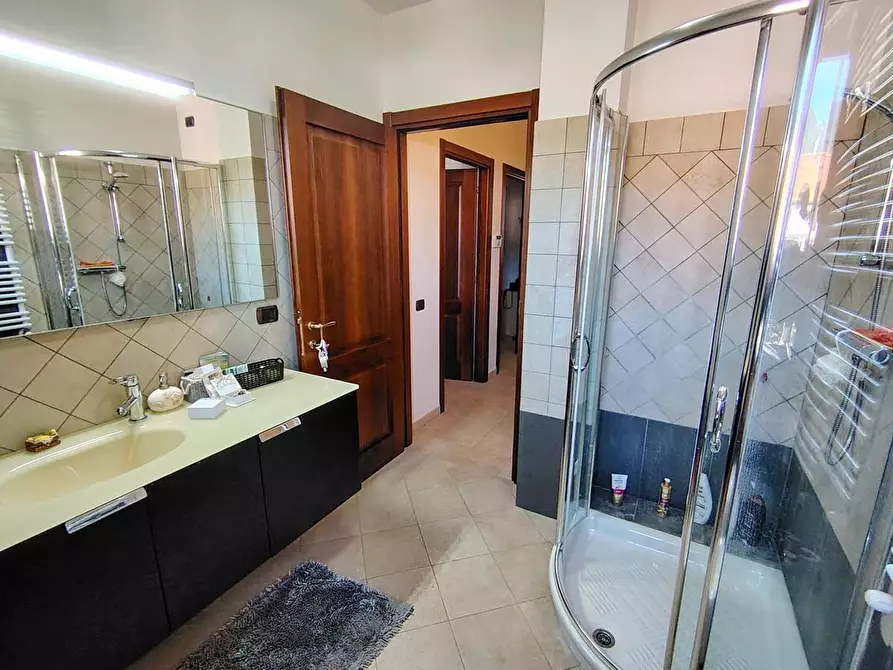 Immagine 32 di Villa in vendita  a San Giuliano Terme