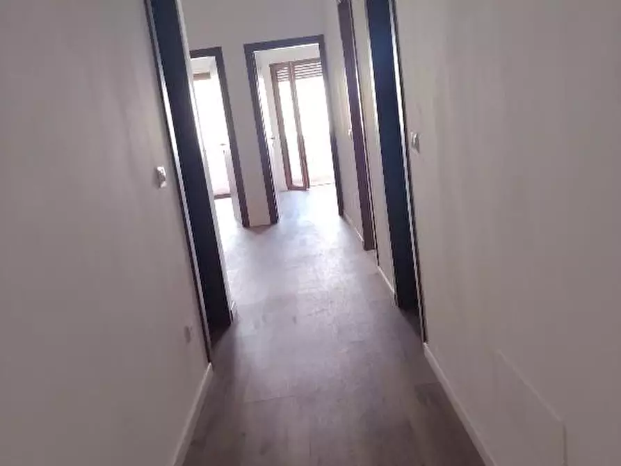Immagine 12 di Appartamento in vendita  a Massa