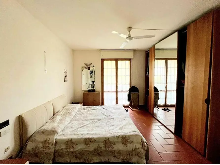 Immagine 3 di Appartamento in vendita  a San Giuliano Terme