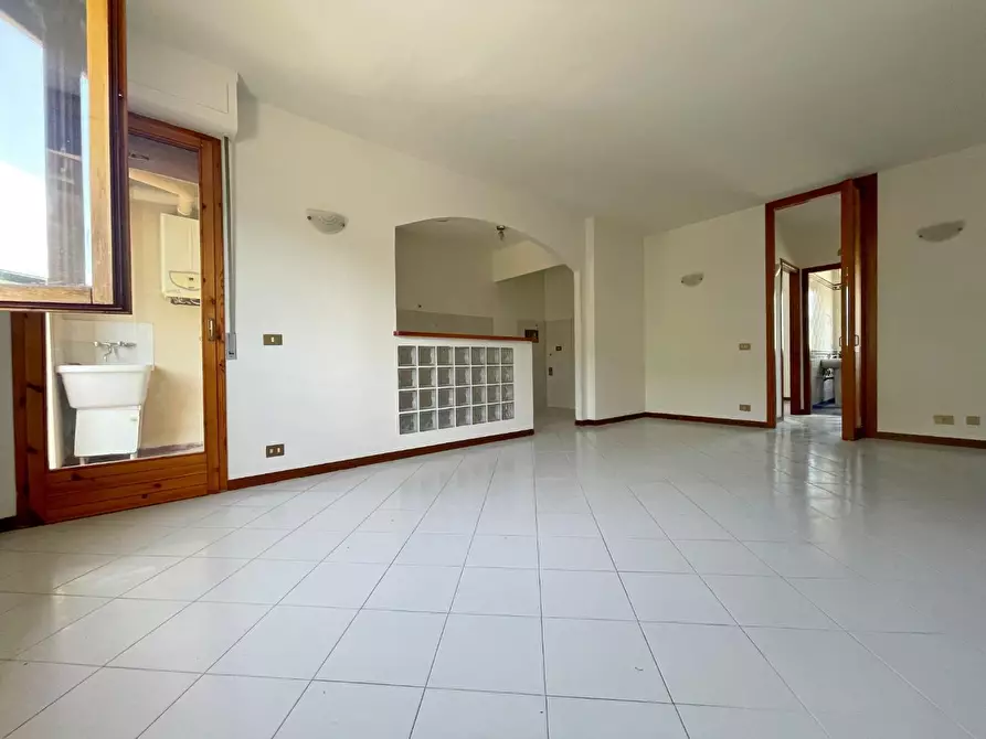 Immagine 2 di Appartamento in vendita  a Poggibonsi