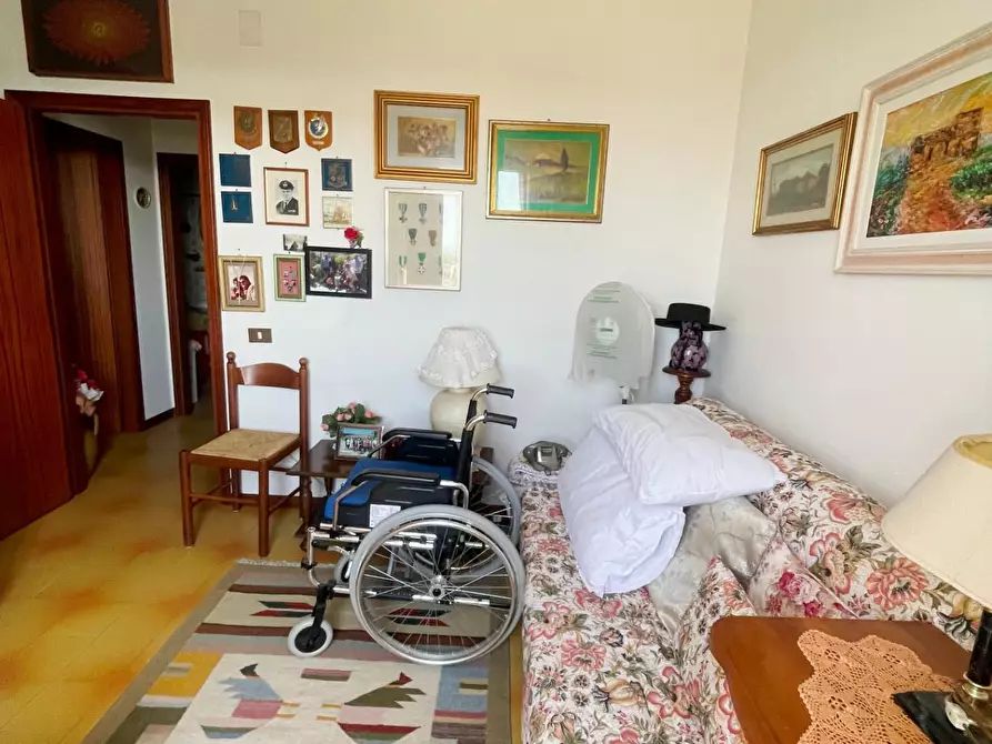 Immagine 6 di Appartamento in affitto  a Cascina