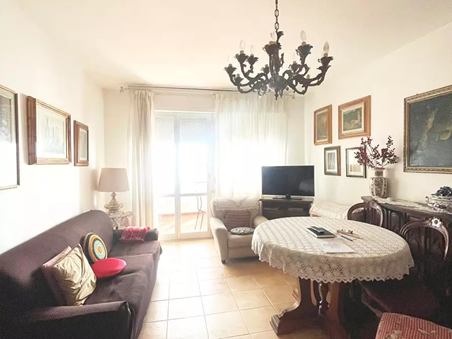 Immagine 18 di Appartamento in affitto  a Cascina