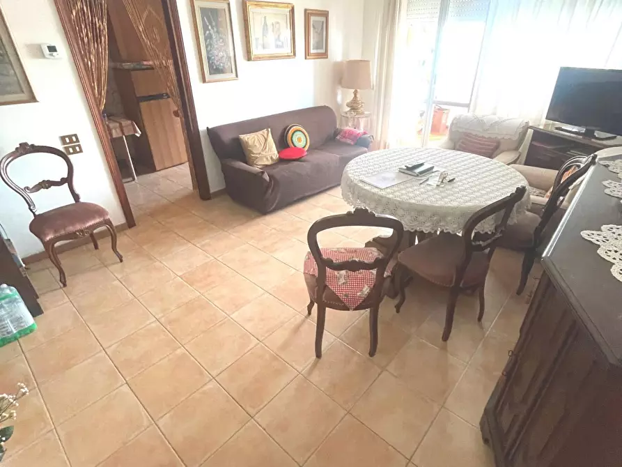 Immagine 24 di Appartamento in affitto  a Cascina