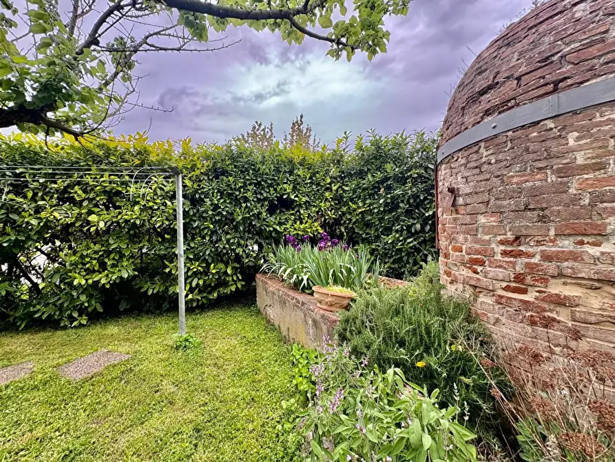 Immagine 8 di Villa in vendita  a Empoli