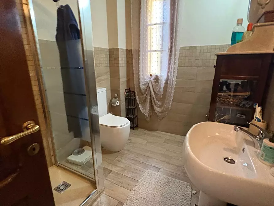 Immagine 25 di Villa in vendita  a Empoli