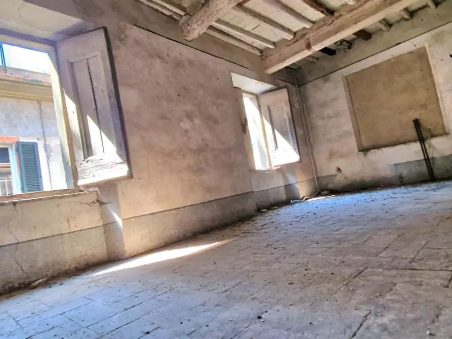 Immagine 34 di Rustico / casale in vendita  a Calci