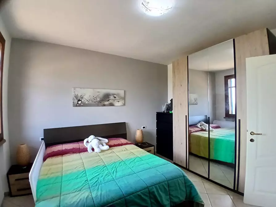 Immagine 21 di Appartamento in vendita  a Rosignano Marittimo