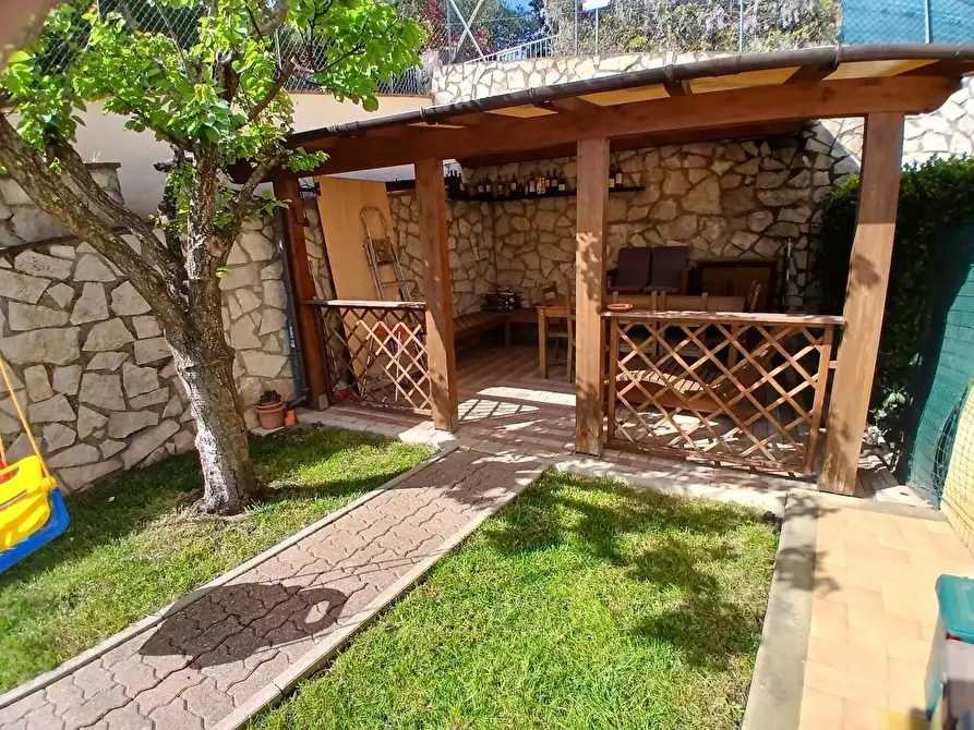 Immagine 3 di Appartamento in vendita  a Rosignano Marittimo