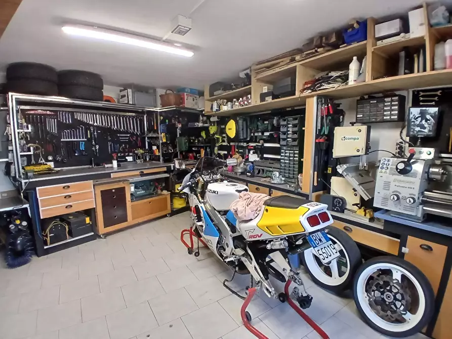 Immagine 28 di Appartamento in vendita  a Rosignano Marittimo