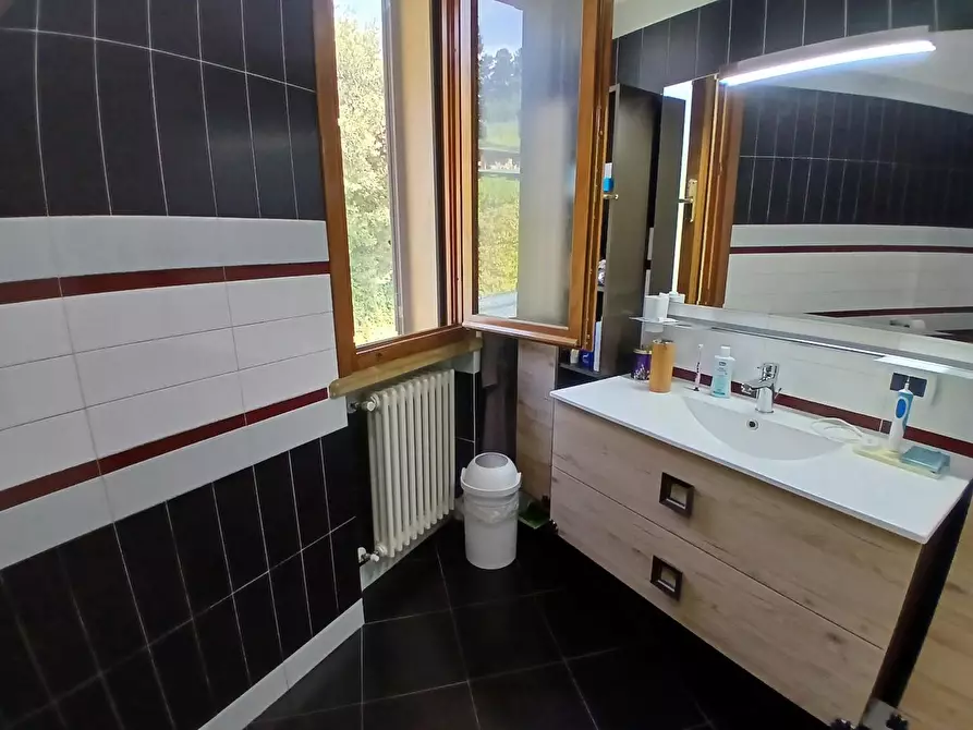 Immagine 24 di Appartamento in vendita  a Rosignano Marittimo